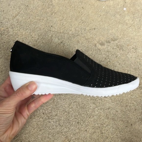 New Annie Klein Sport black sparkling shoes - Picture 2 of 14